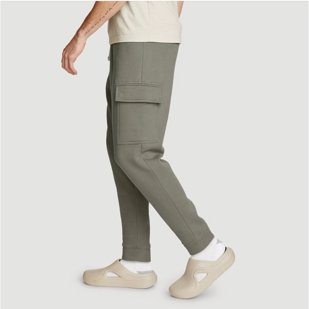 Eddie Bauer EB Signature Fleece Cargo Pants - Picture 2 of 10